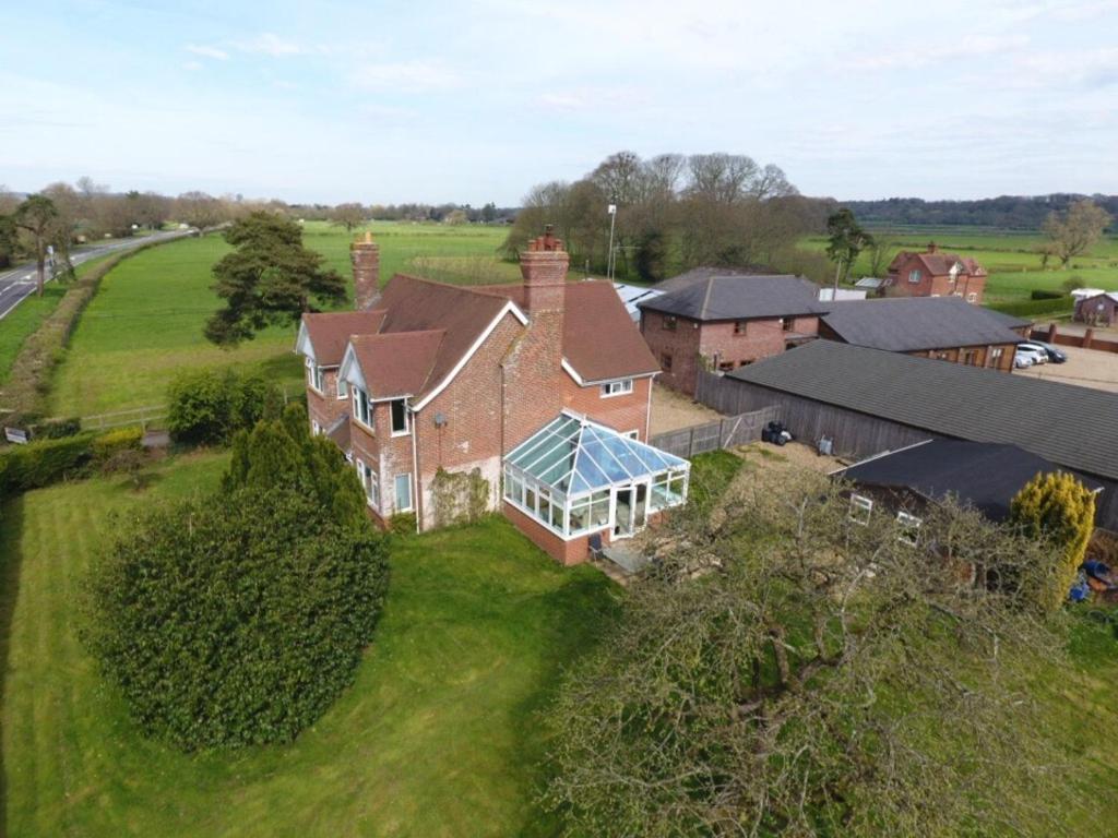 Redbrook Farm Bnb - Gateway To The New Forest フォーディングブリッジ エクステリア 写真