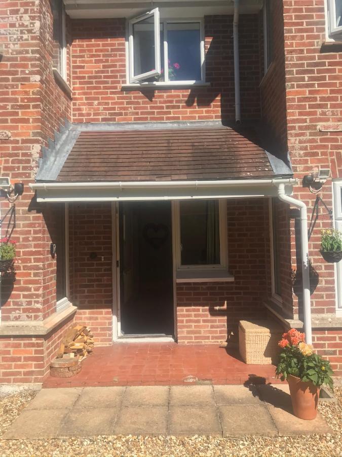 Redbrook Farm Bnb - Gateway To The New Forest フォーディングブリッジ エクステリア 写真
