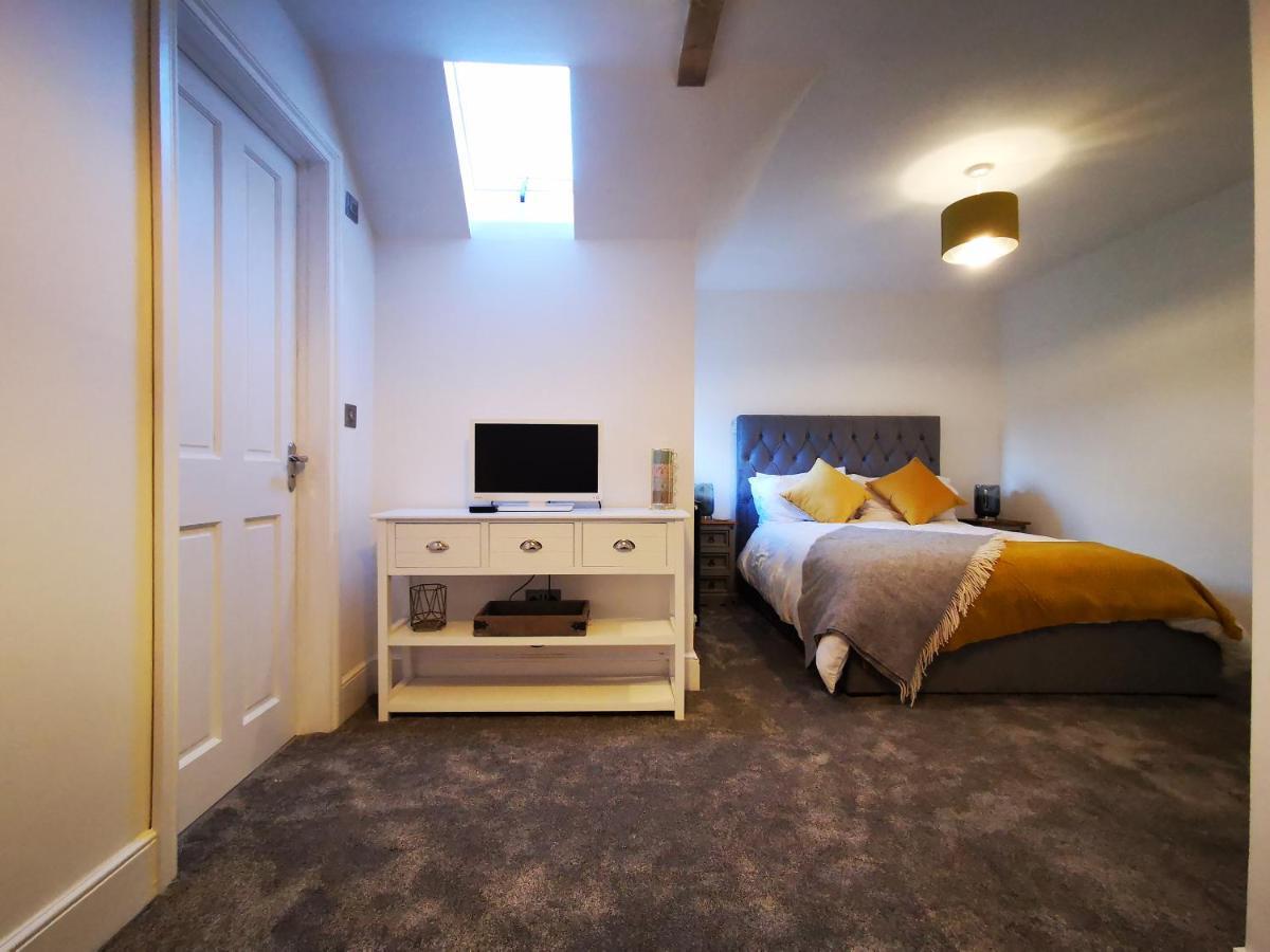 Redbrook Farm Bnb - Gateway To The New Forest フォーディングブリッジ エクステリア 写真