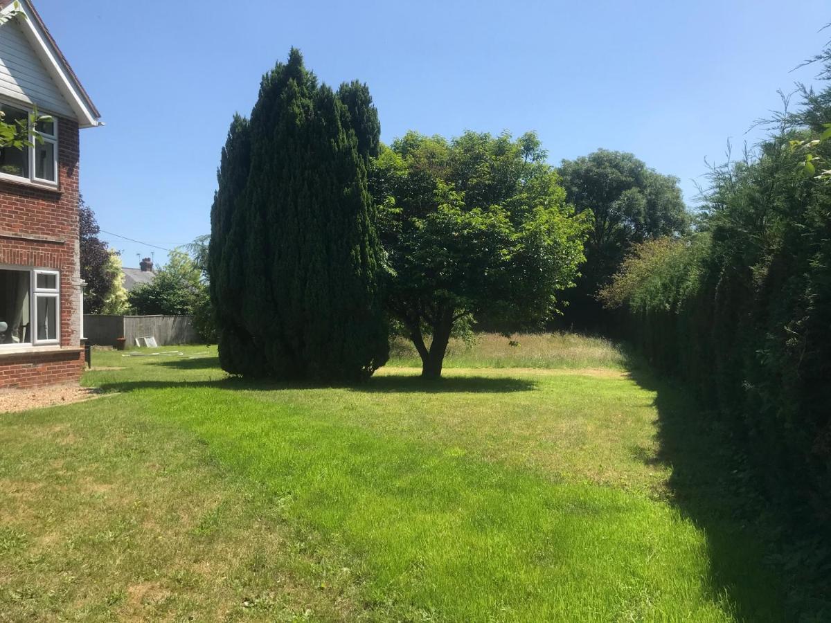 Redbrook Farm Bnb - Gateway To The New Forest フォーディングブリッジ エクステリア 写真