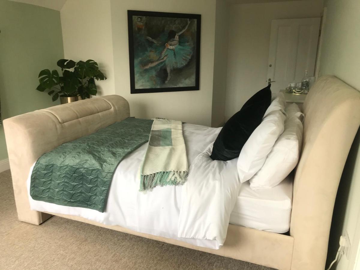 Redbrook Farm Bnb - Gateway To The New Forest フォーディングブリッジ エクステリア 写真