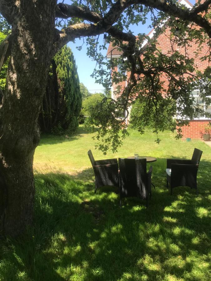 Redbrook Farm Bnb - Gateway To The New Forest フォーディングブリッジ エクステリア 写真