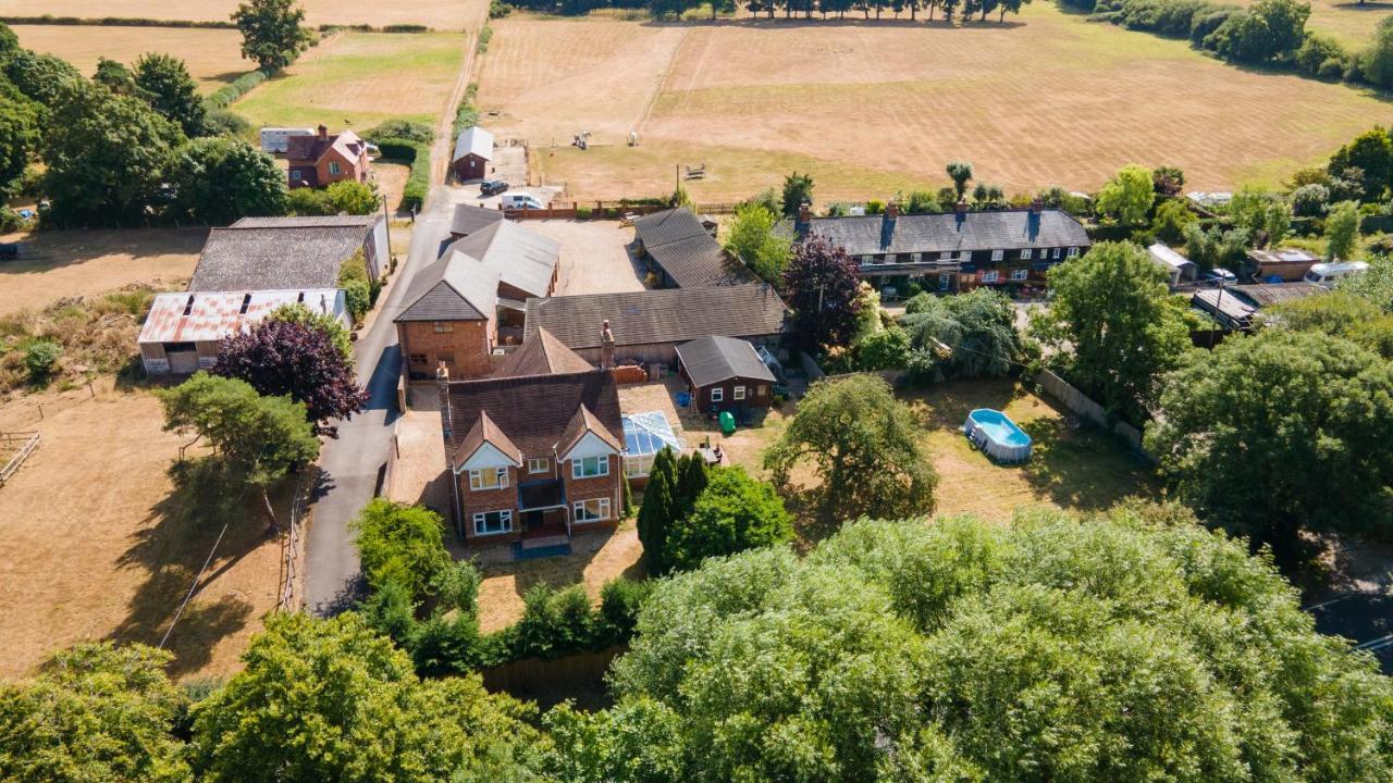 Redbrook Farm Bnb - Gateway To The New Forest フォーディングブリッジ エクステリア 写真